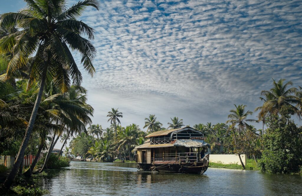 Alleppey (or Alappuzha) - Kerala